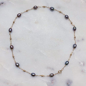 BLACK PEARL ROSARY | NECKLACE