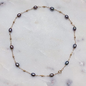 BLACK PEARL ROSARY | NECKLACE