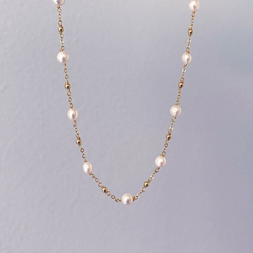 WHITE PEARL ROSARY | NECKLACE