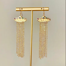Load image into Gallery viewer, UFO SIGHTING | EARRINGS