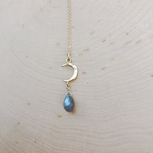 Load image into Gallery viewer, LABRADORITE MOON | NECKLACE