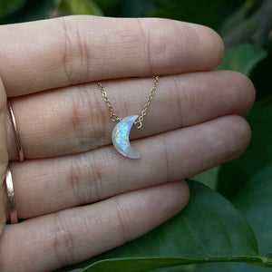 CRESCENT MOONSTONE | NECKLACE