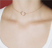 Load image into Gallery viewer, DISCREET | CHOKER