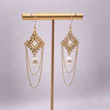 Load image into Gallery viewer, LOVE TRANSCENDS TIME | PEARL EARRINGS