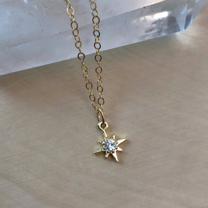 BABY NORTH STAR | NECKLACE