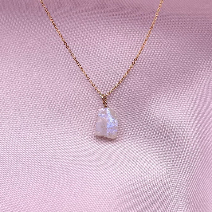 RAW RAINBOW MOONSTONE | NECKLACE