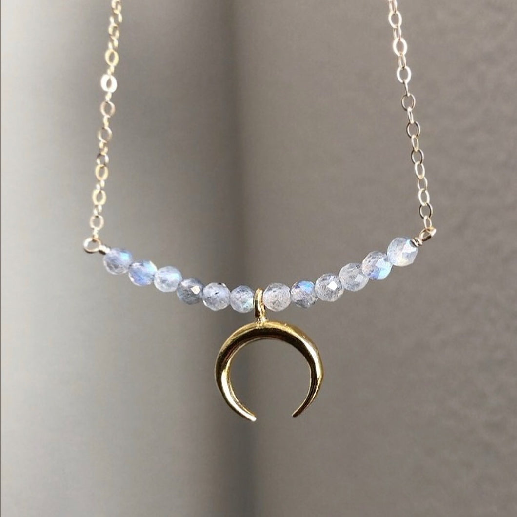 LABRADORITE CRESCENT HORN | NECKLACE