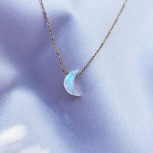 Load image into Gallery viewer, CRESCENT MOONSTONE | NECKLACE