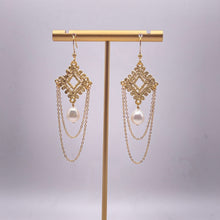 Load image into Gallery viewer, LOVE TRANSCENDS TIME | PEARL EARRINGS