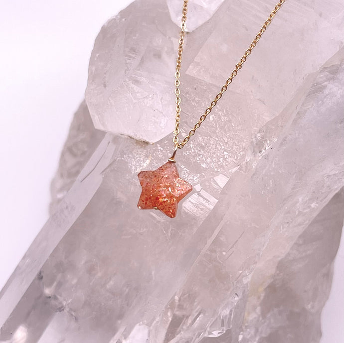 SUNSTONE | NECKLACE